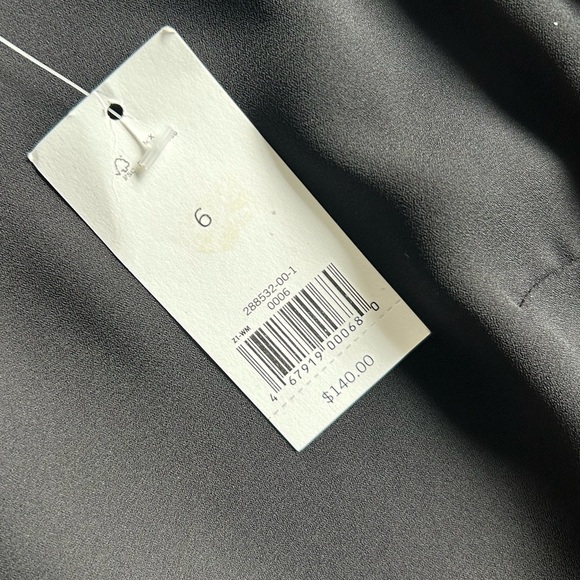 BANANA REPUBLIC Tiered Shift Dress black and White Size 6 - Picture 8 of 14